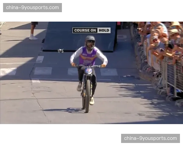 结果速报：卡米尔·巴兰奇克赢得速降世界杯智利站女子组冠军