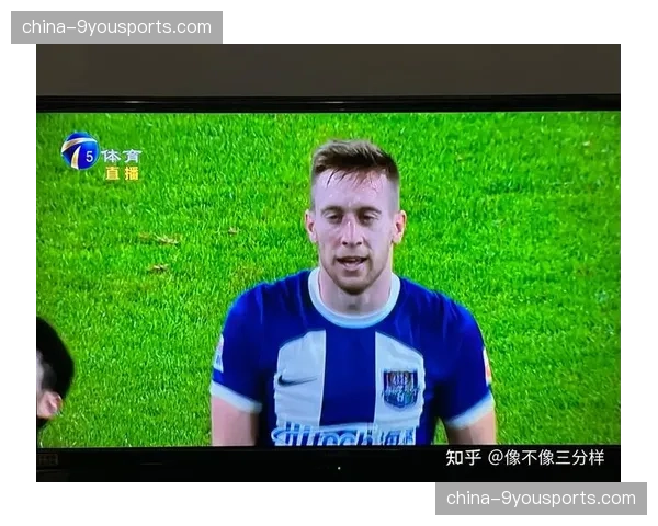 天津津门虎由贝里奇头球破门，1-0领先梅州客家